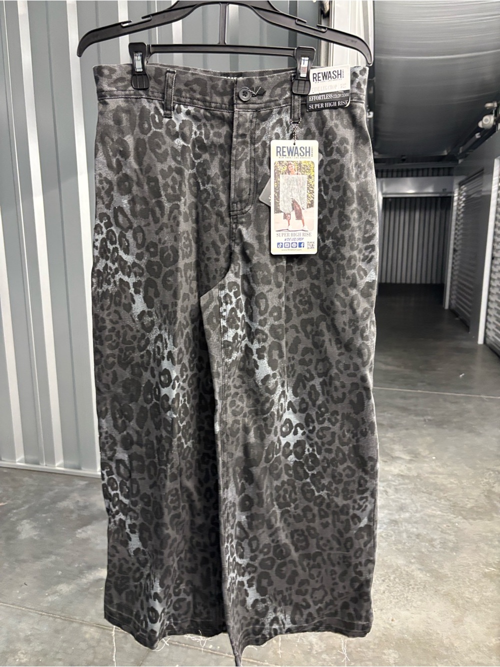 NWT Rewash Black Gray Leopard Super High Rise Wide Leg Crop Denim Jeans 5/27